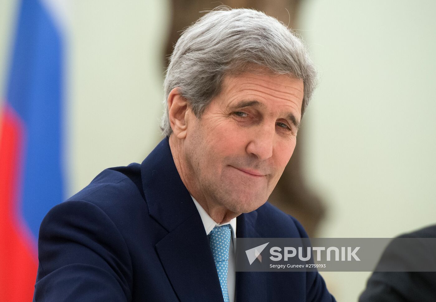 President Vladimir Putin meets with US Secretary of State John Kerry