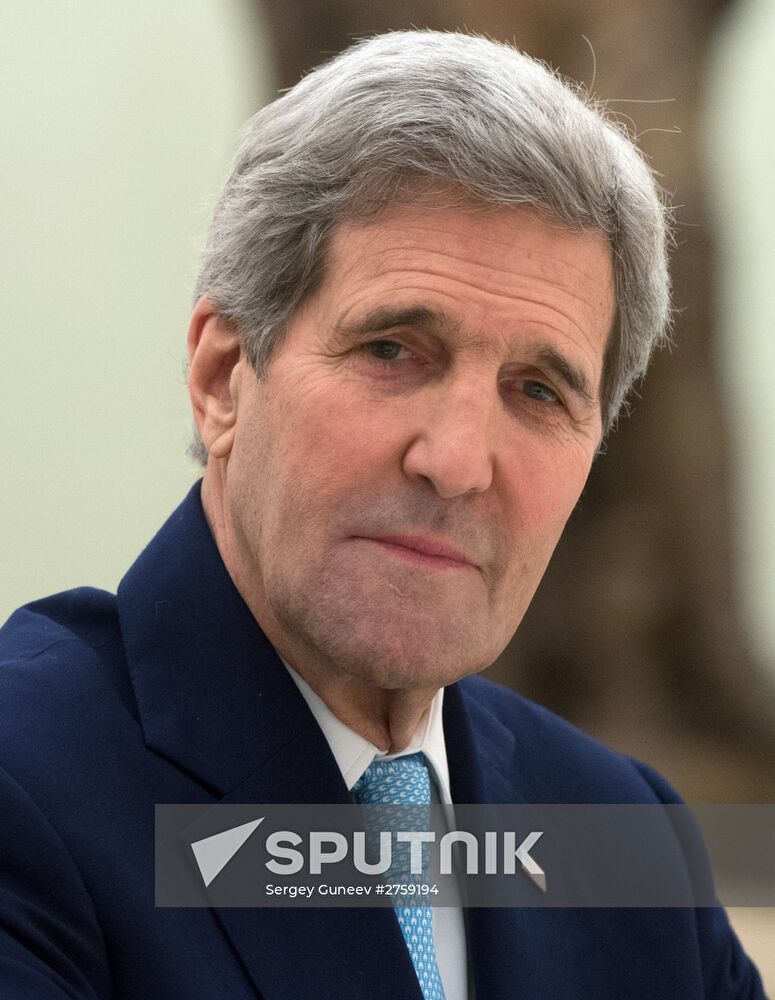 President Vladimir Putin meets with US Secretary of State John Kerry
