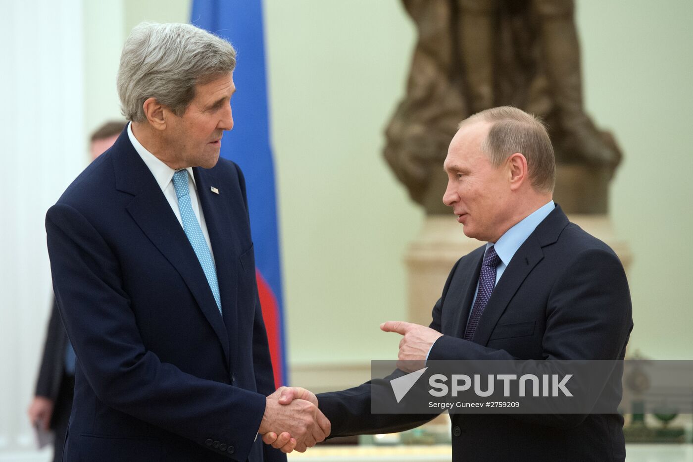 President Vladimir Putin meets with US Secretary of State John Kerry