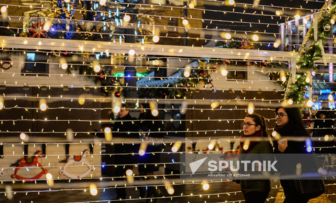 Moscow decorated for New Year