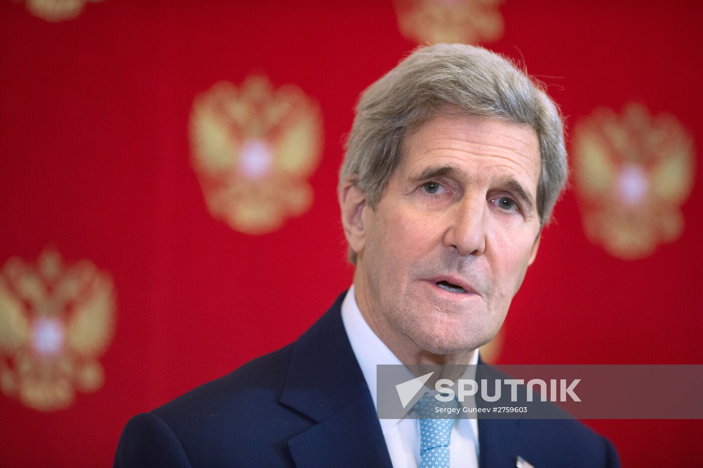 President Vladimir Putin meets with US State Secretary John Kerry