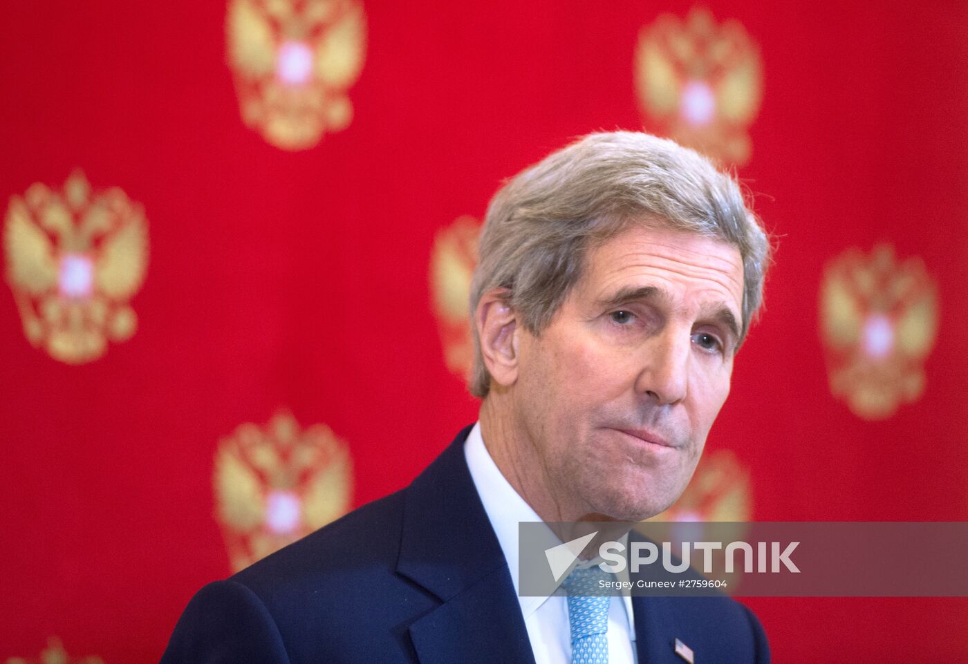 President Vladimir Putin meets with US State Secretary John Kerry