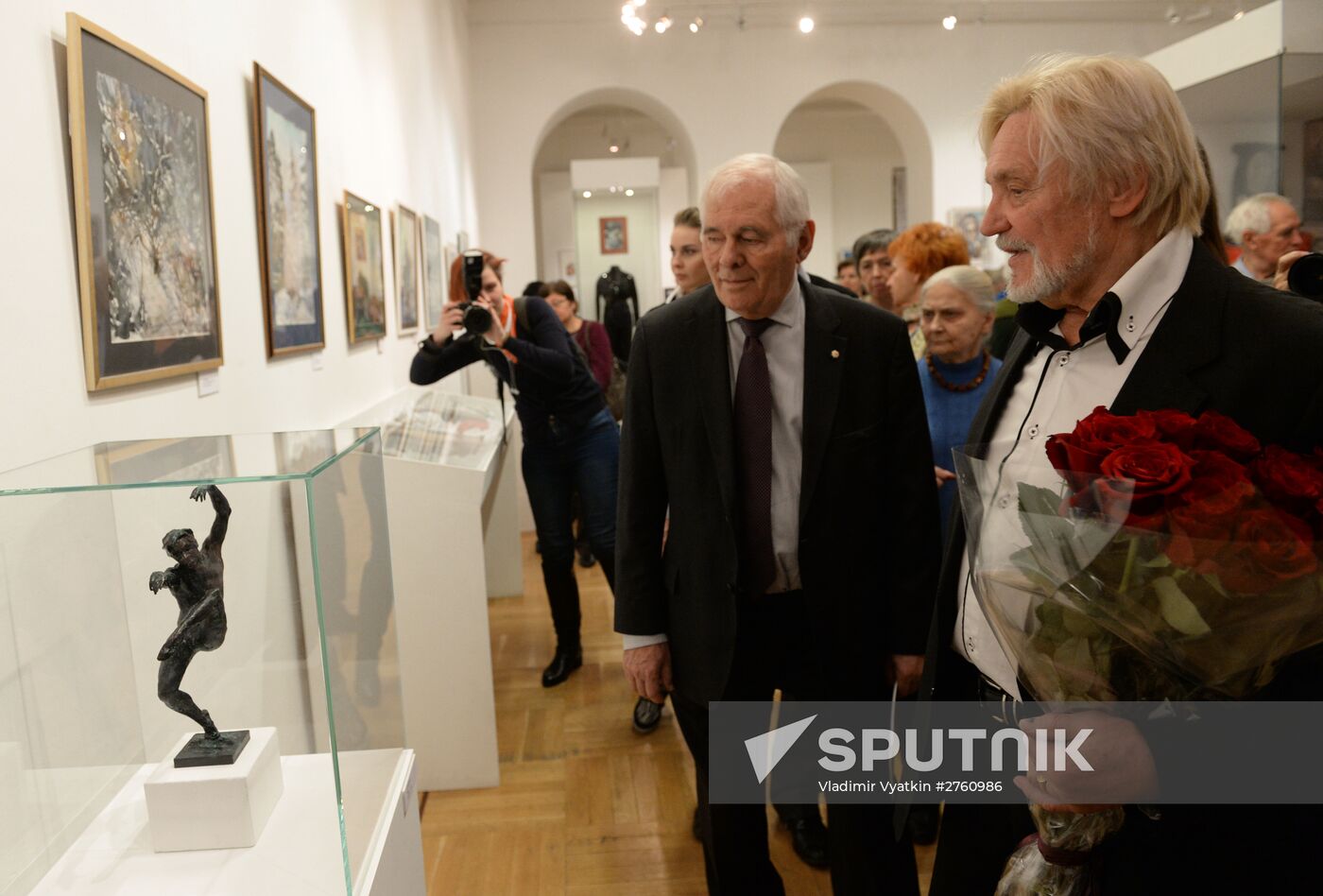 "Vladimir Vasiliev. Visiting the Master" exhibition opened in Moscow