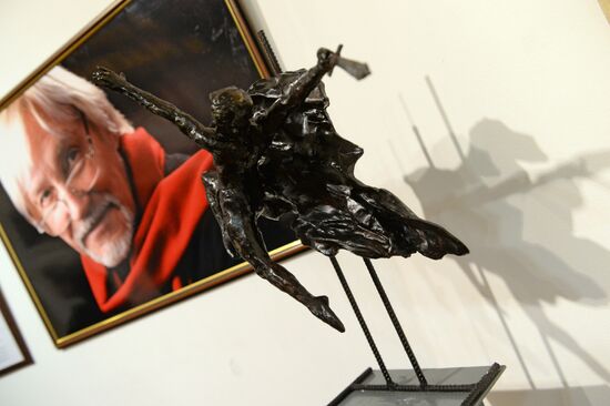"Vladimir Vasiliev. Visiting the Master" exhibition opened in Moscow