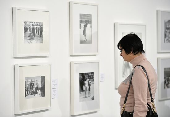 A Consumer's Dream exhibition opens at Multimedia Art Museum