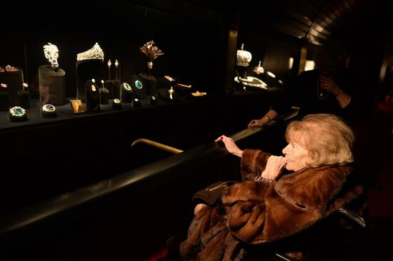 Baroness Irene von Dreyer visits the Diamond Fund