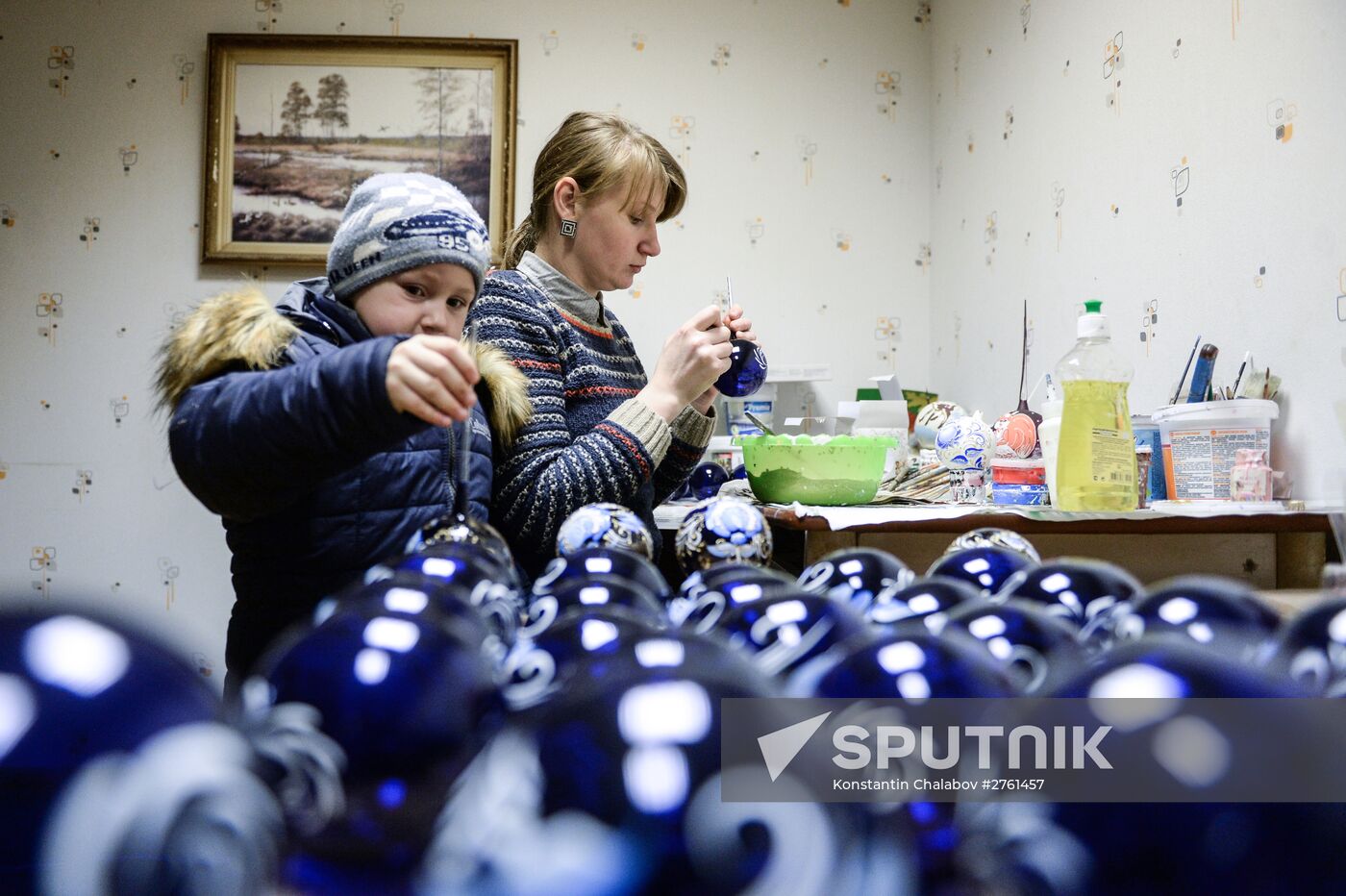 New Year tree decorations manufactured by Step by Step Plant in Novgorod Region