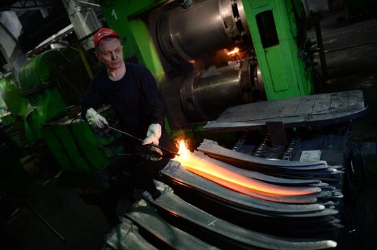 Production of 300 millionth	scythe at Artinsky Plant