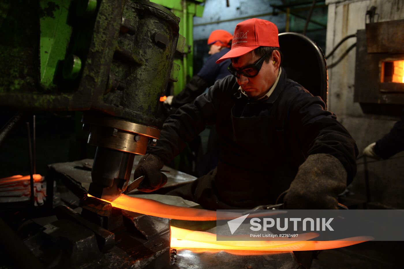 Production of 300 millionth scythe at Artinsky Plant