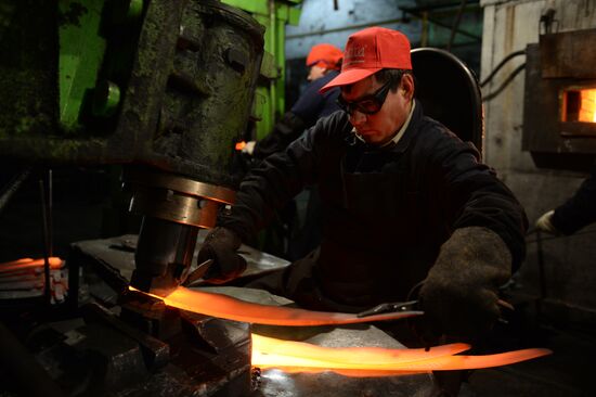 Production of 300 millionth	scythe at Artinsky Plant