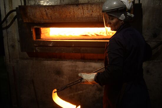 Production of 300 millionth	scythe at Artinsky Plant
