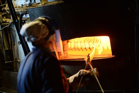 Production of 300 millionth	scythe at Artinsky Plant
