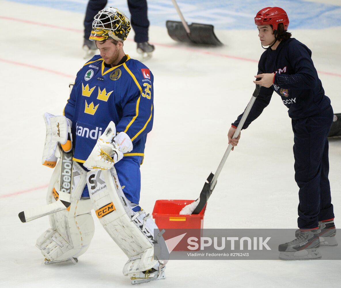 Ice hockey. Channel One Cup. Sweden vs. Czech Republic