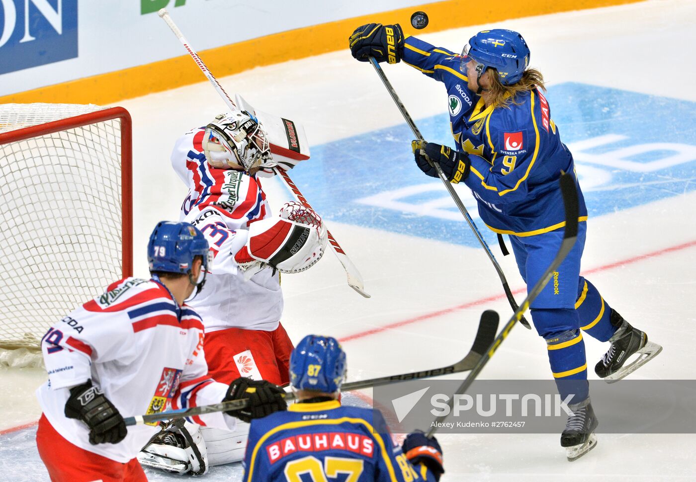 Ice hockey. Channel One Cup. Sweden vs. Czech Republic
