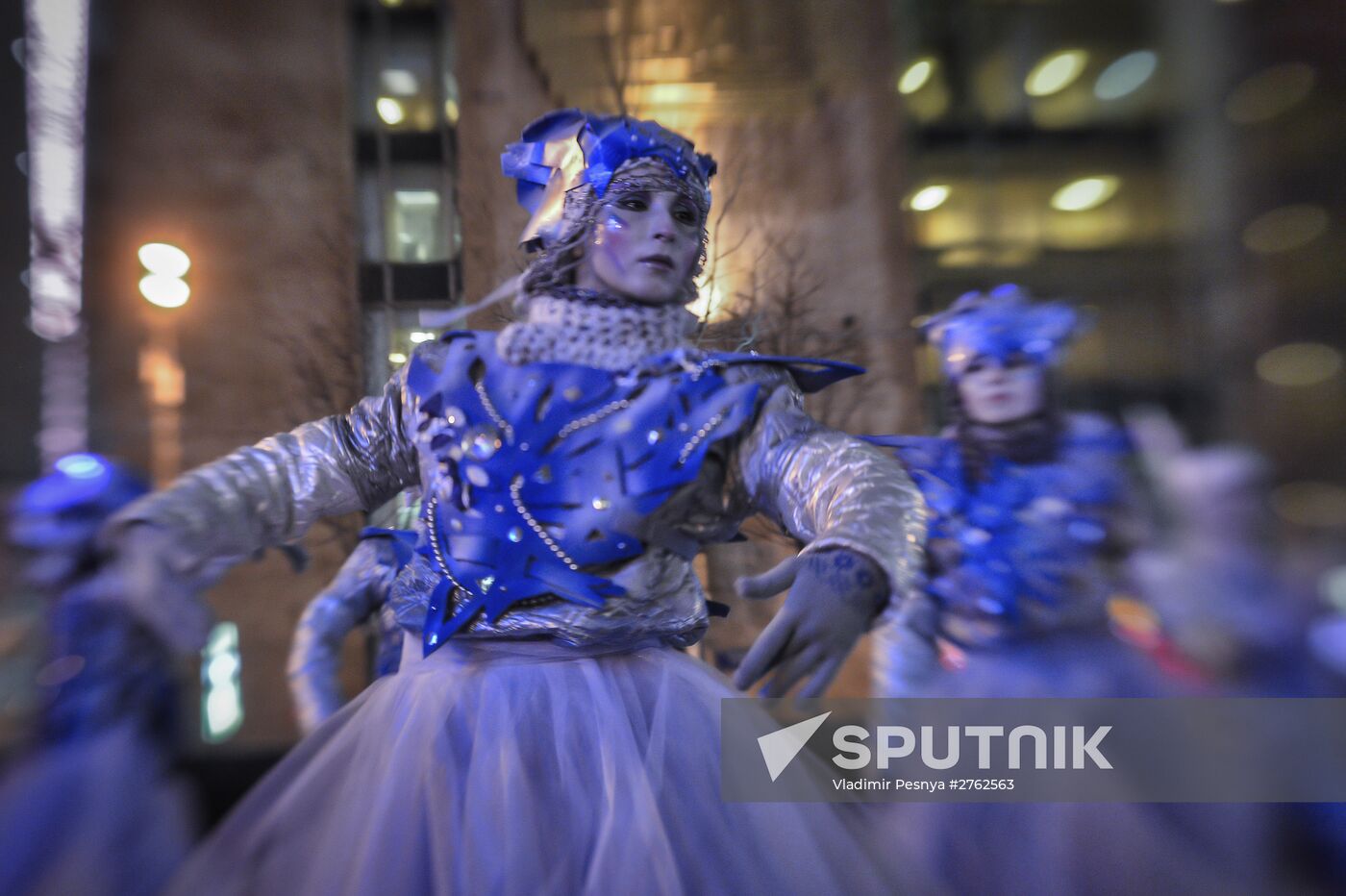 Winter days of street theaters
