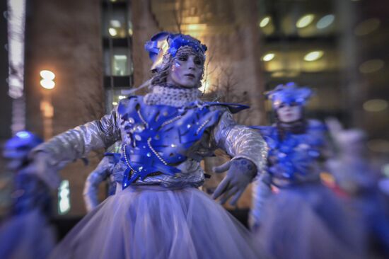 Winter days of street theaters