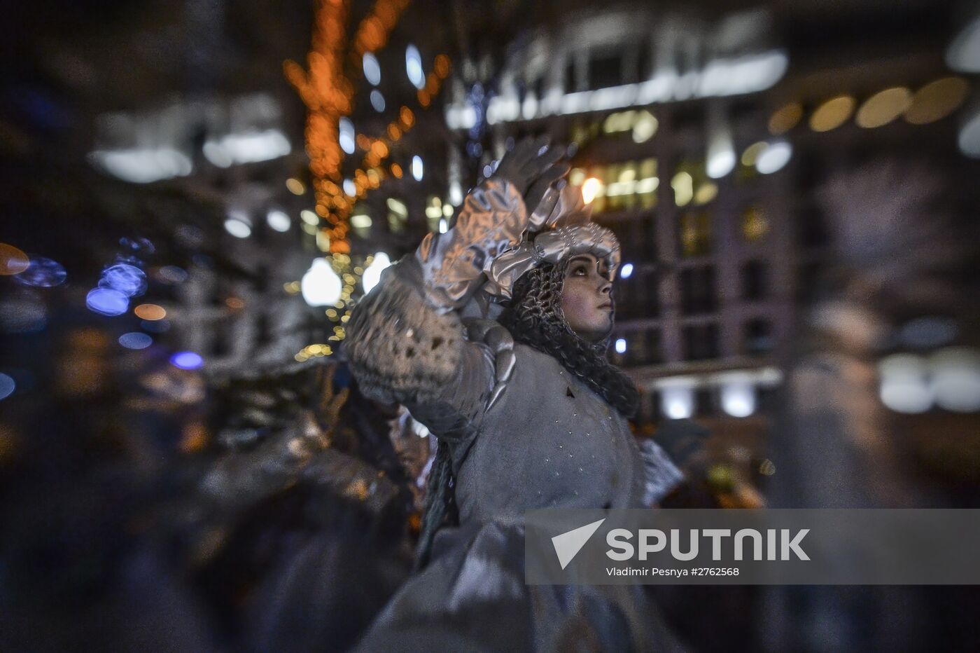 Winter days of street theaters