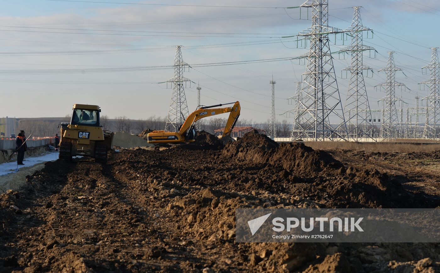 Power bridge construction over Kerch Strait