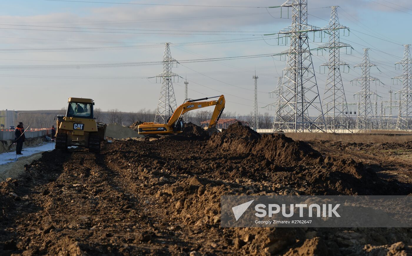 Power bridge construction over Kerch Strait