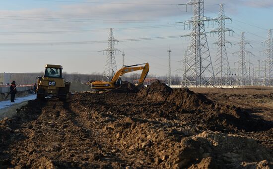 Power bridge construction over Kerch Strait