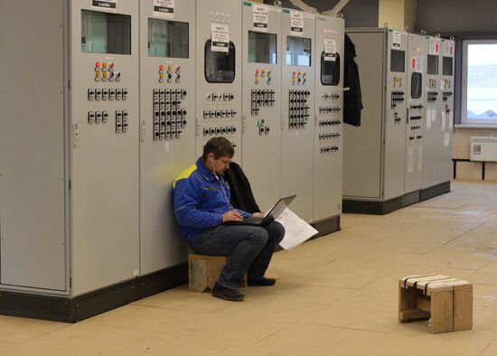 Power bridge construction over Kerch Strait