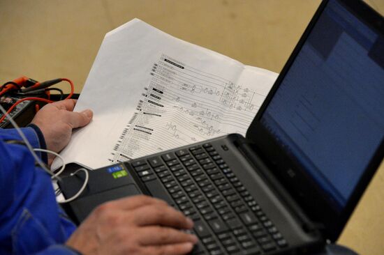 Power bridge construction over Kerch Strait