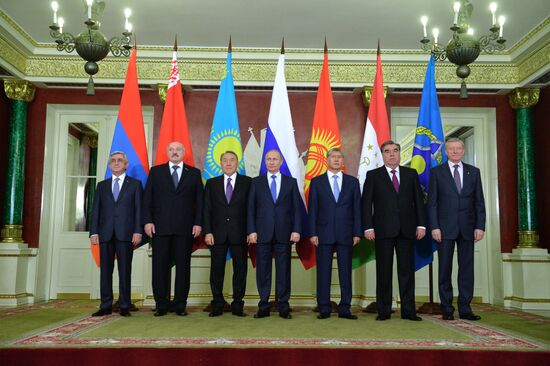 Russian President Vladimir Putin participates in CSTO and Supreme Eurasian Economic Council summits in Moscow