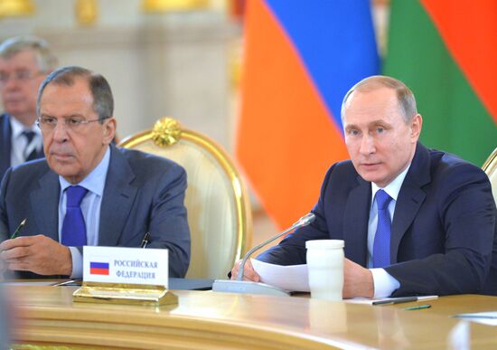 Russian President Vladimir Putin participates in CSTO and Supreme Eurasian Economic Council summits in Moscow
