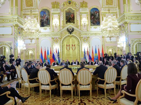 Russian President Vladimir Putin participates in CSTO and Supreme Eurasian Economic Council summits in Moscow