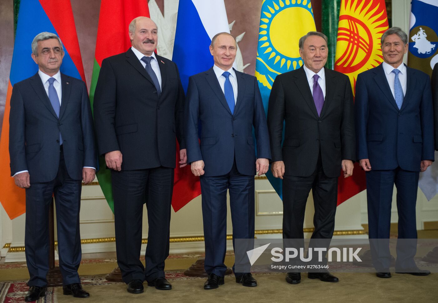 Vladimir Putin takes part in CSTO and Supreme Eurasian Economic Council summits in Moscow