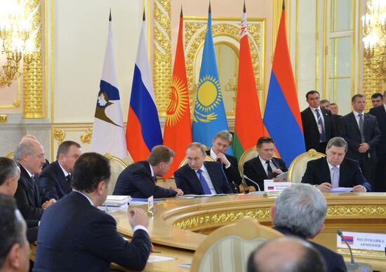 Russian President Vladimir Putin participates in CSTO and Supreme Eurasian Economic Council summits in Moscow