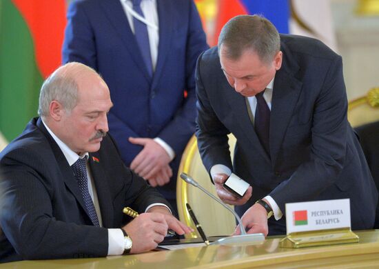 Russian President Vladimir Putin participates in CSTO and Supreme Eurasian Economic Council summits in Moscow