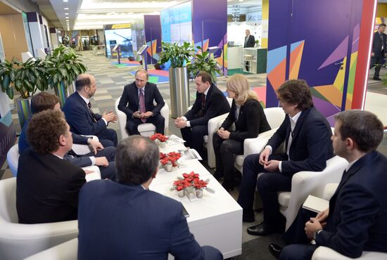 President Vladimir Putin takes part in plenary meeting of first Russian Internet Economy Forum