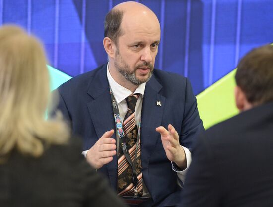 President Vladimir Putin takes part in plenary meeting of first Russian Internet Economy Forum
