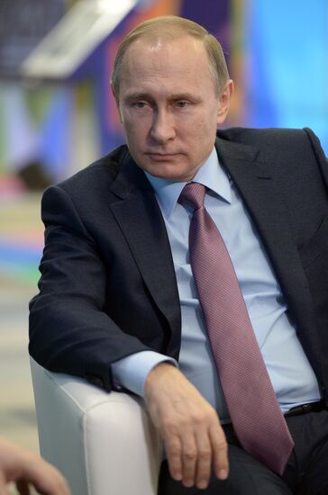 President Vladimir Putin takes part in plenary meeting of first Russian Internet Economy Forum