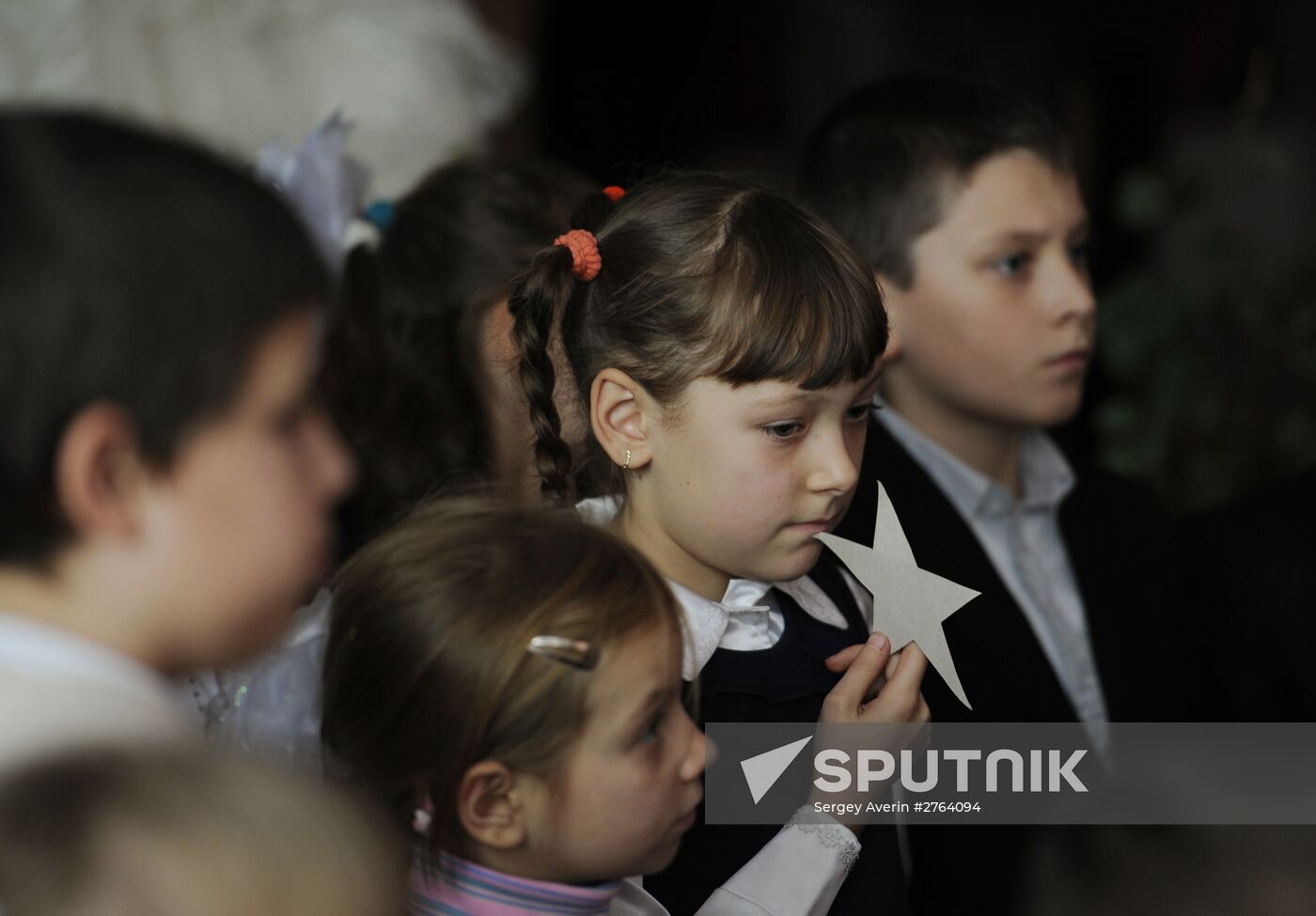 Andrei Stenin Remembrance Day at Gornyatsky School in Snezhnoye