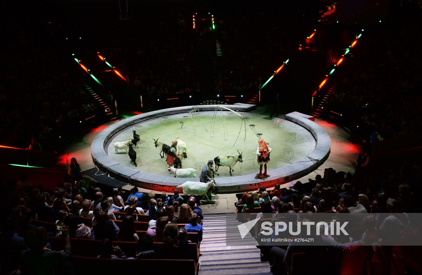Big State Circus opens in Moscow following repairs