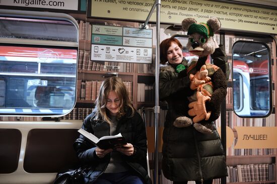 Moscow Metro launches Reading Moscow library train