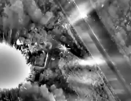 Russian Aerospace Forces destroy Daesh training camp