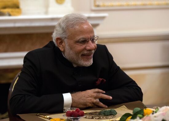 Vladimir Putin meets with Indian Prime Minister Narendra Modi