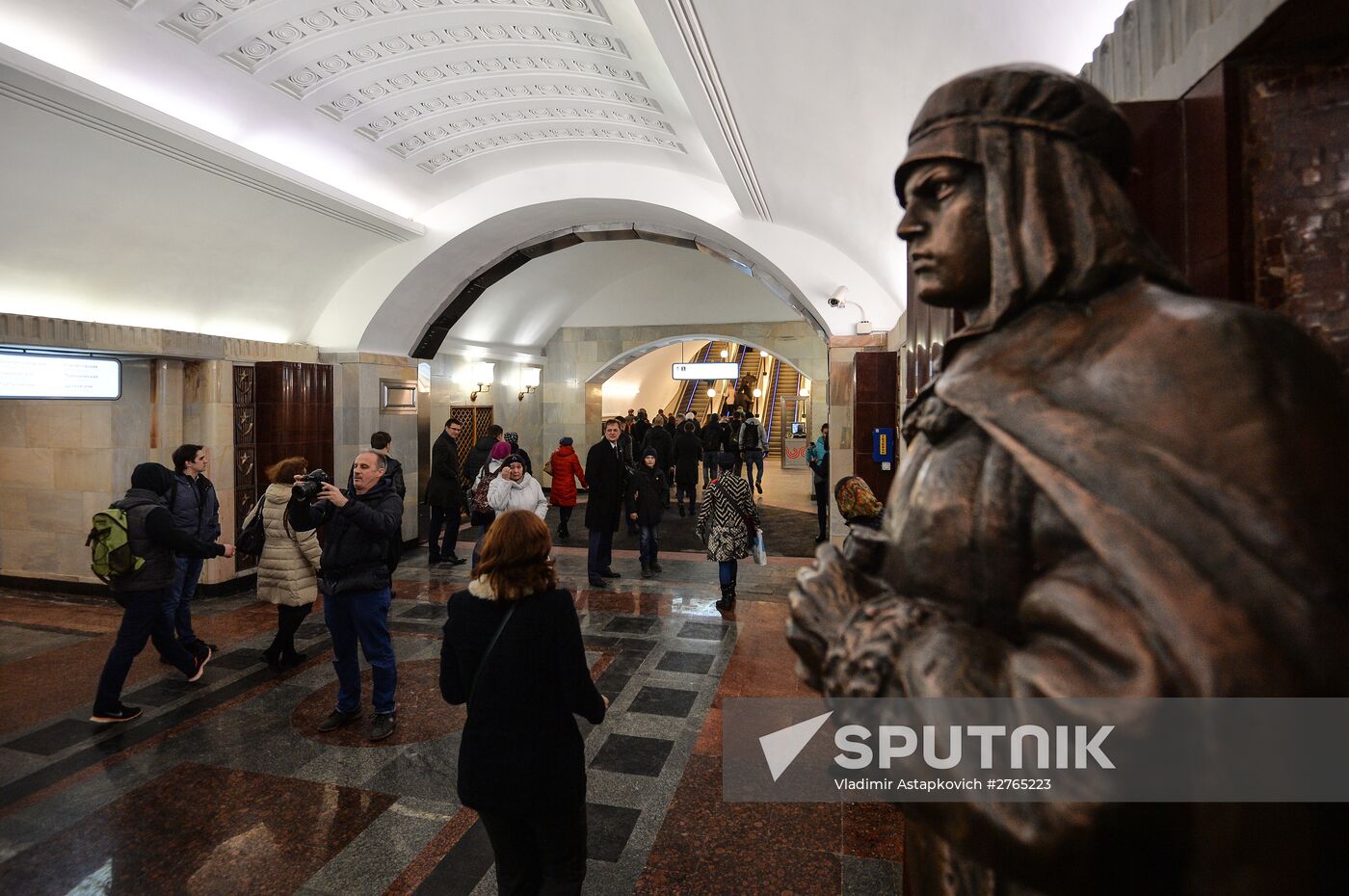 Baumanskaya metro station in Moscow opens after renovation