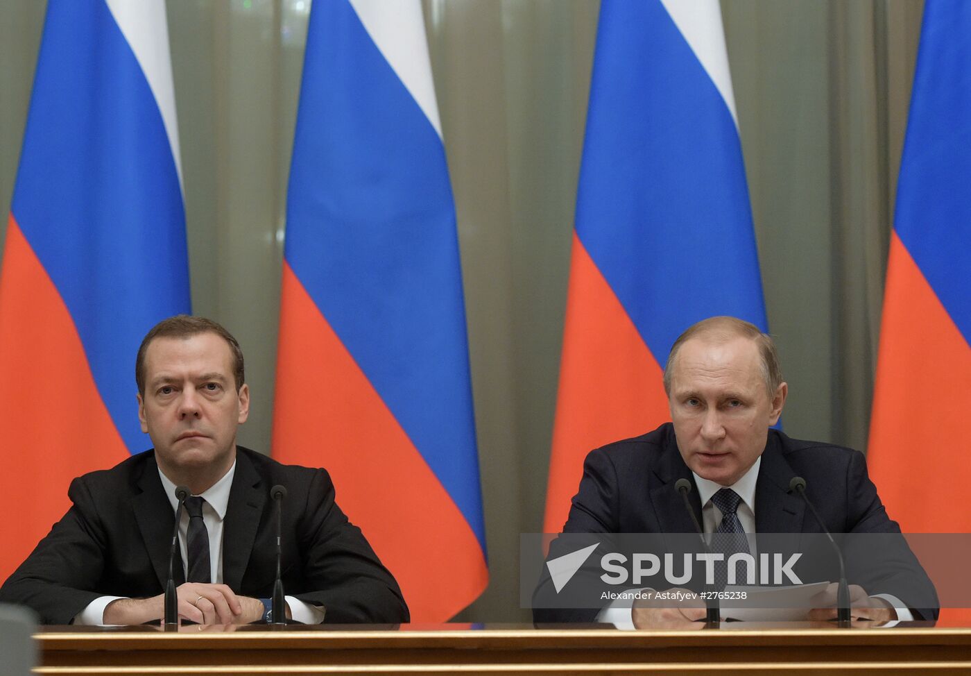 President Vladimir Putin holds meeting with Government economic sector authorities
