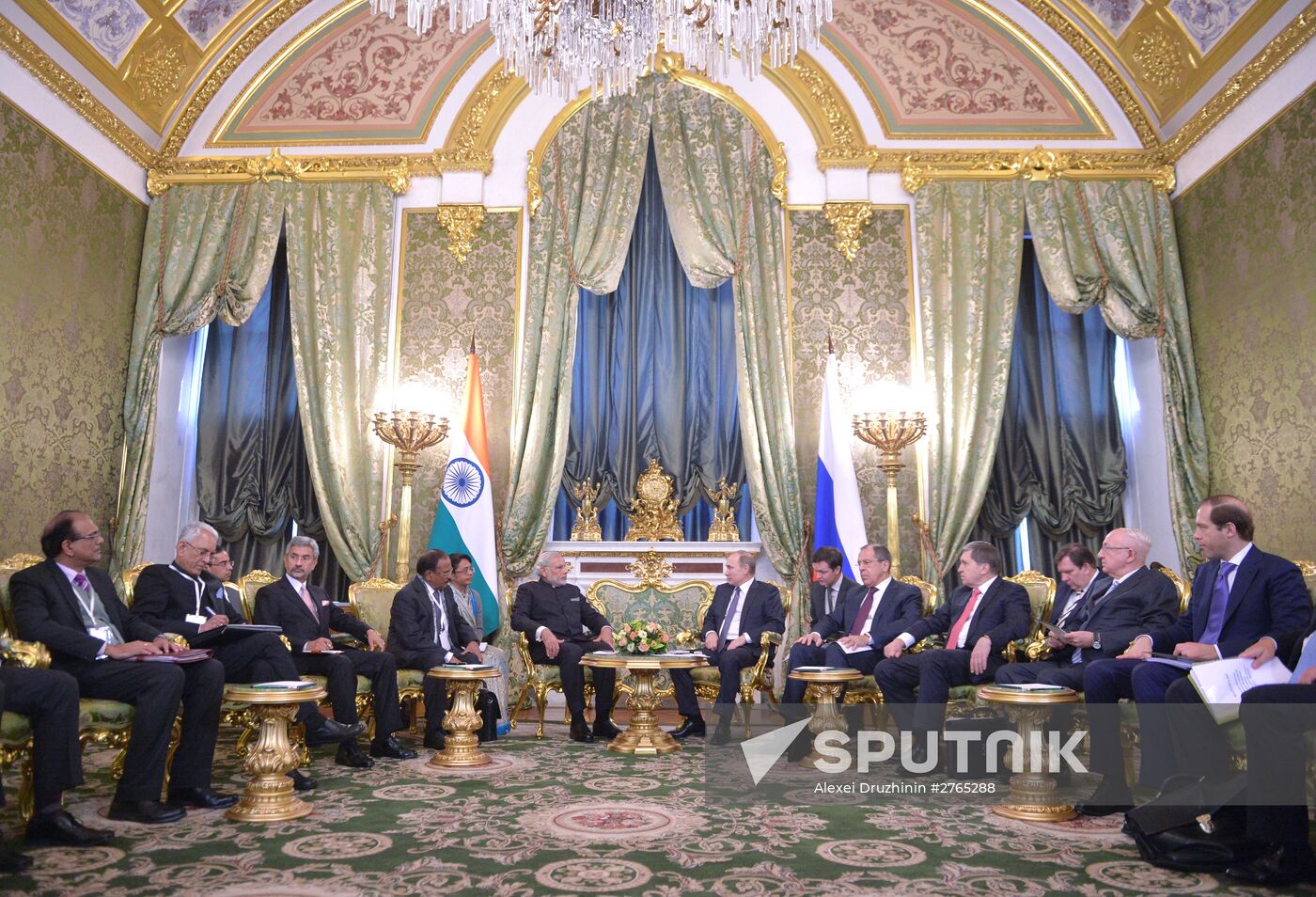 Russian President Vladimir Putin meets with Indian Prime Minister Narendra Modi