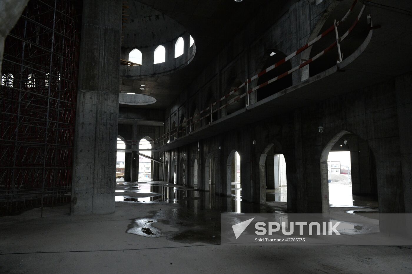 Building one of the world's largest mosques in Chechnya
