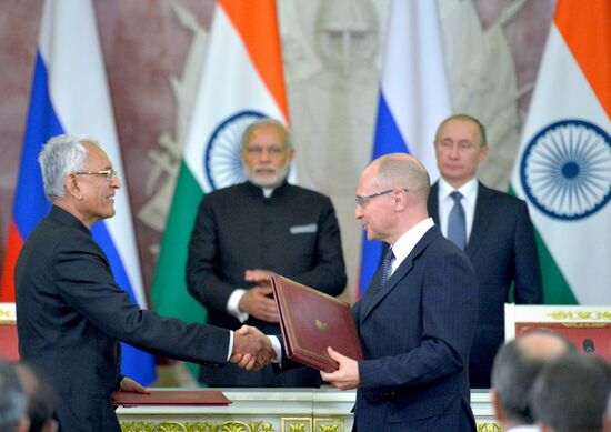 Russian President Vladimir Putin meets with Indian Prime Minister Narendra Modi