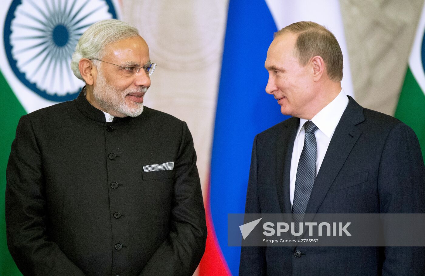Russian President Vladimir Putin meets with Indian Prime Minister Narendra Modi