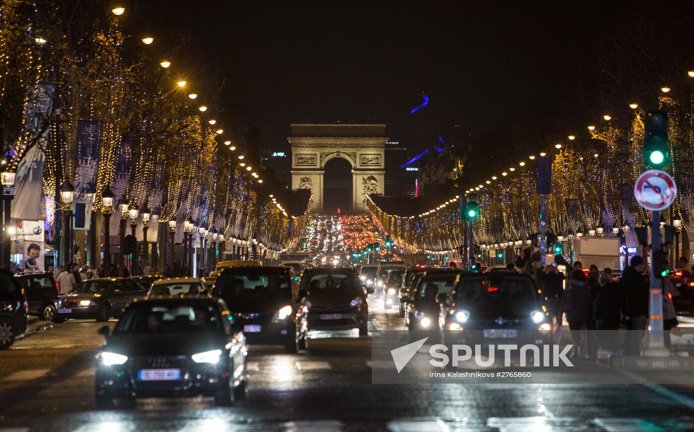 Paris decorated for the New Year's