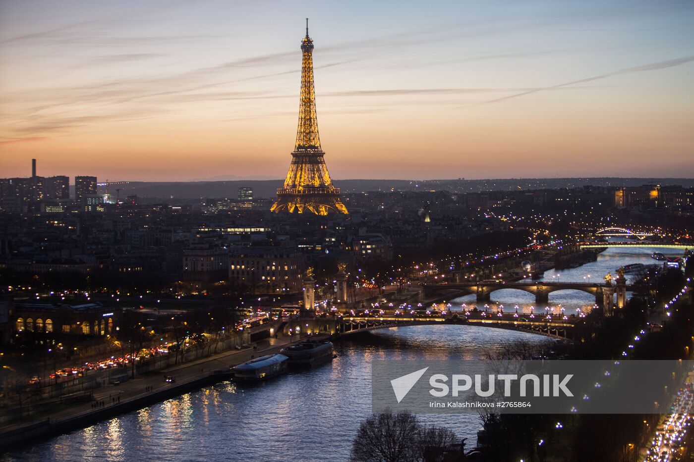 Paris decorated for the New Year's