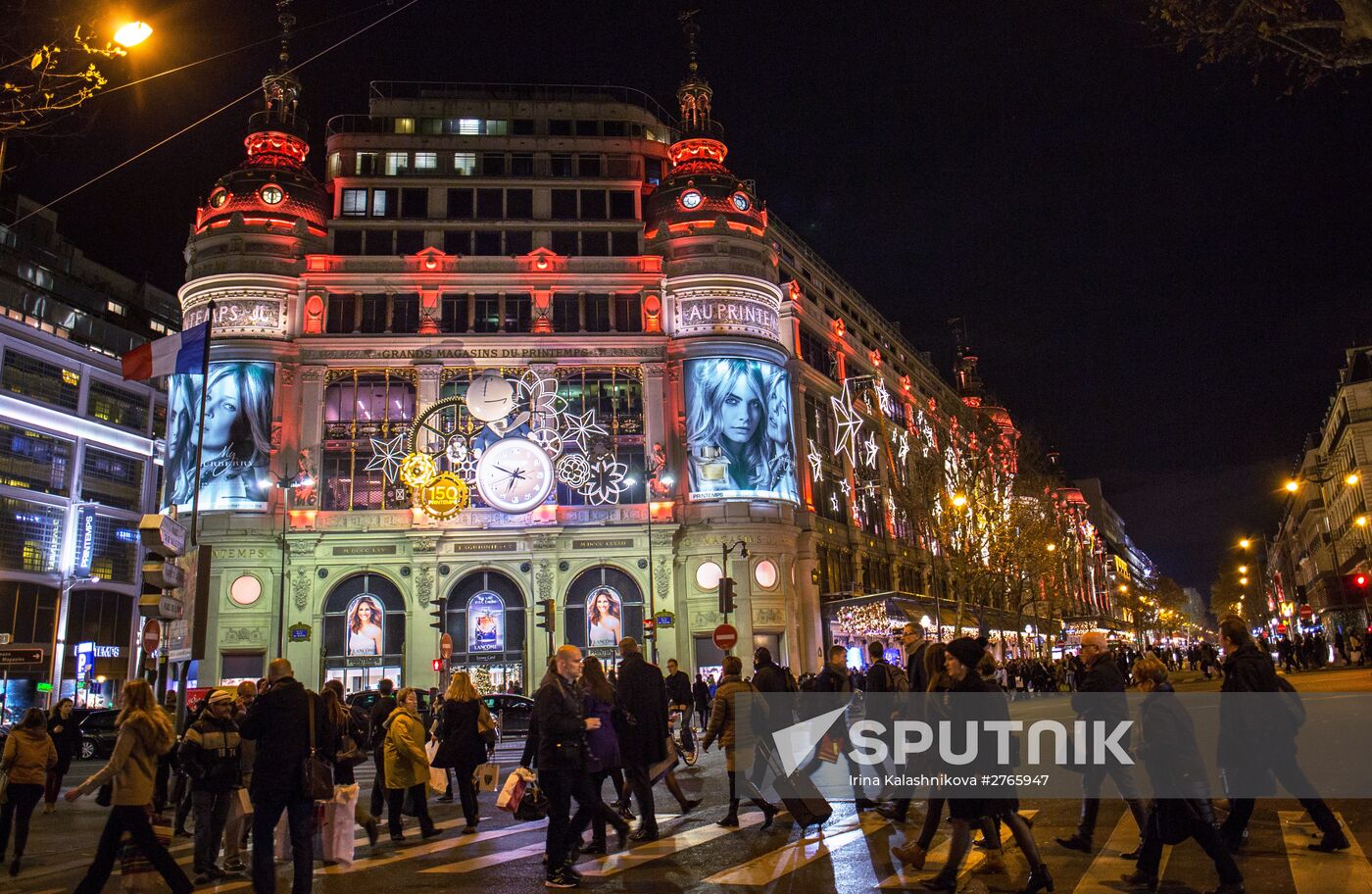 Paris decorated for the New Year's