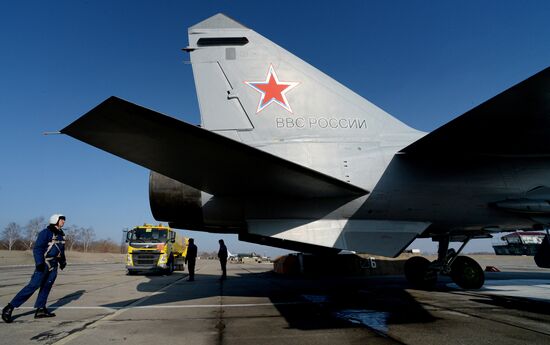 Primorye Air Regiment receives three MiG-31BM Interceptors